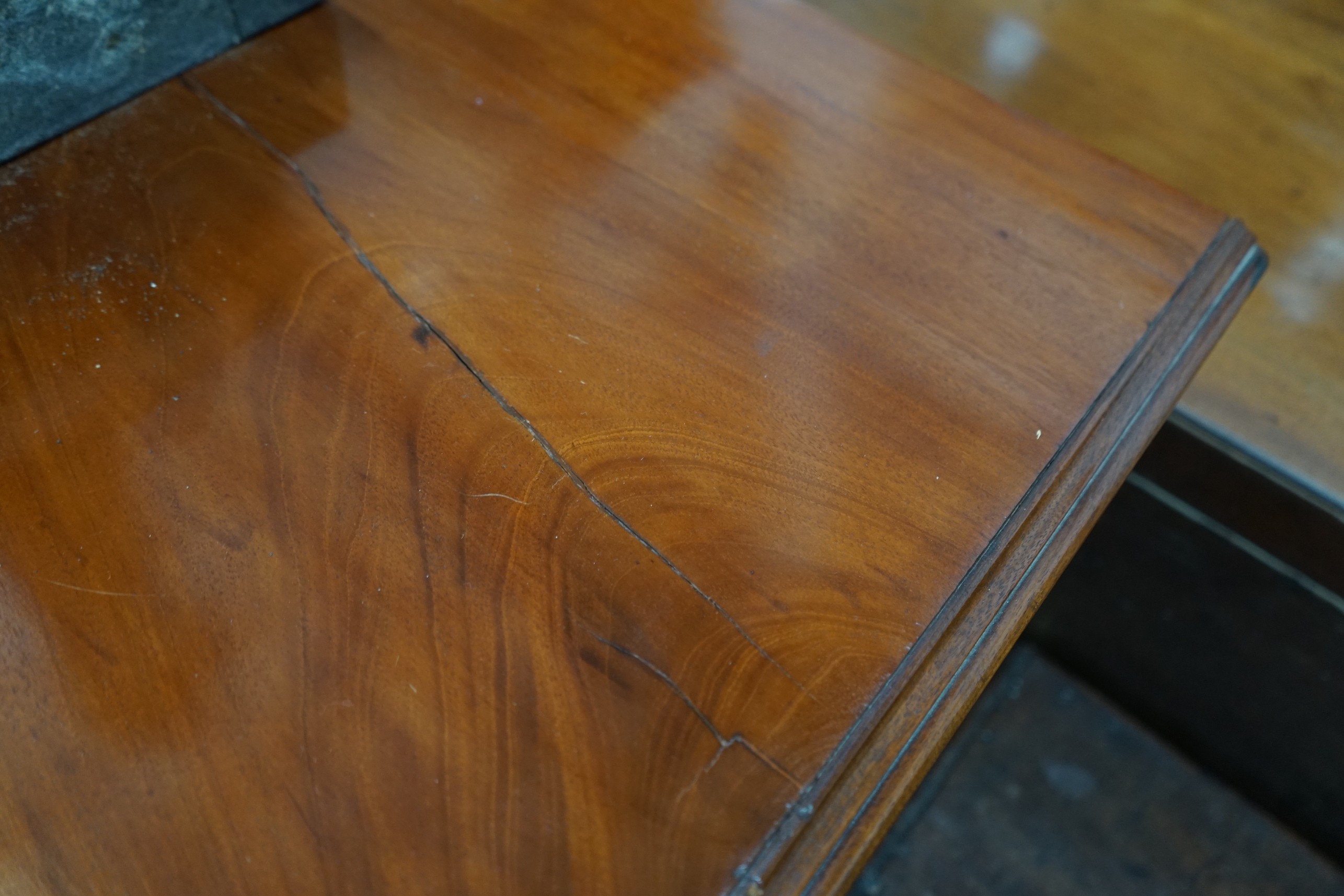 A George III mahogany chest of two short and three long drawers, width 118cm, depth 55cm, height 106cm